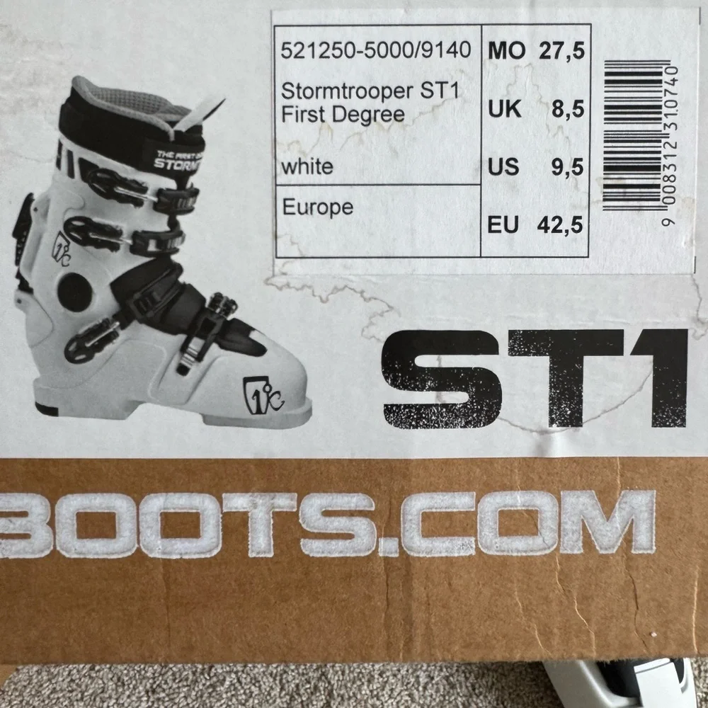 NWT First Degree Stormtrooper ST1 Ski Boots